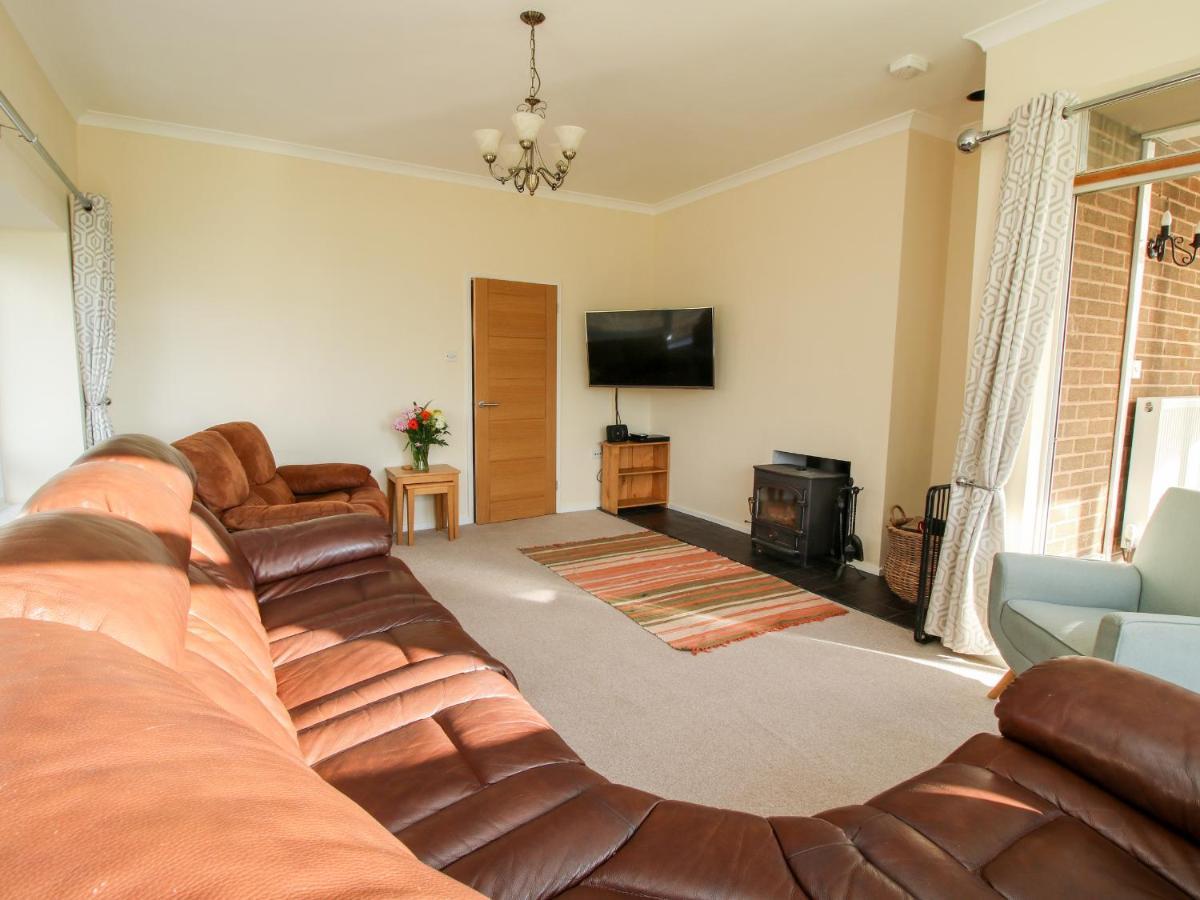 Bicton Lea Villa Acton  Buitenkant foto