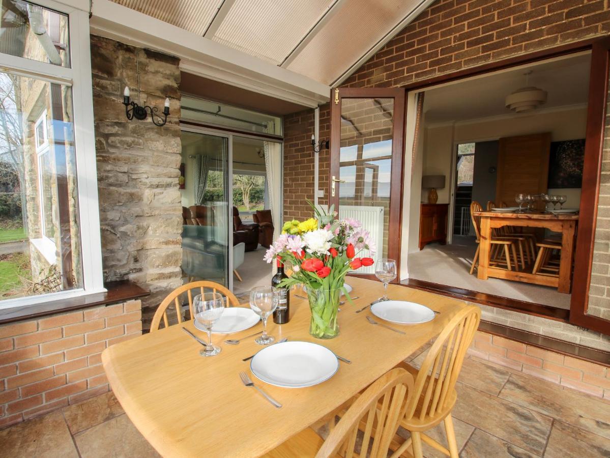 Bicton Lea Villa Acton  Buitenkant foto