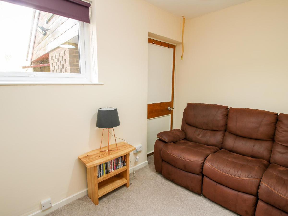 Bicton Lea Villa Acton  Buitenkant foto