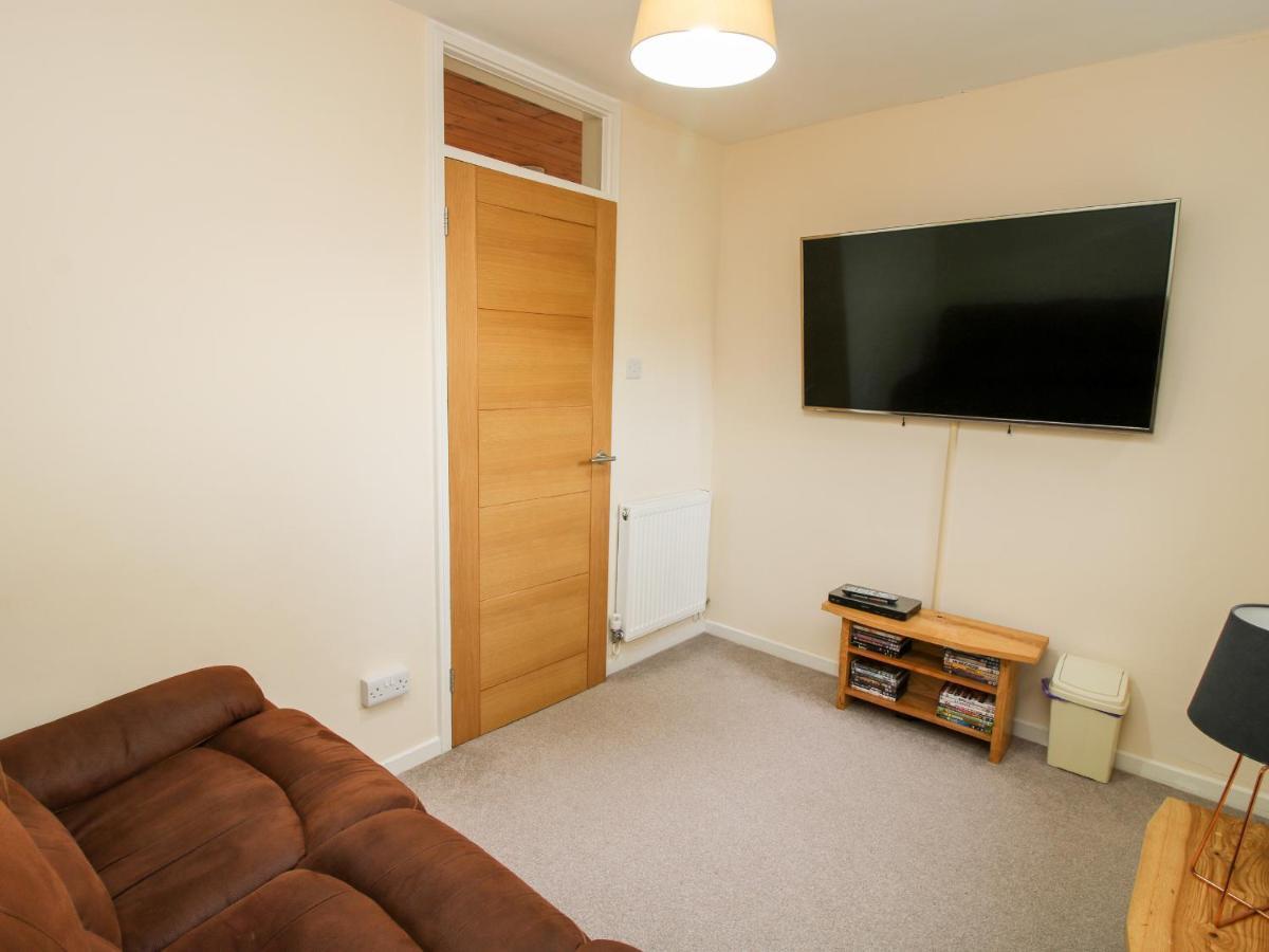 Bicton Lea Villa Acton  Buitenkant foto