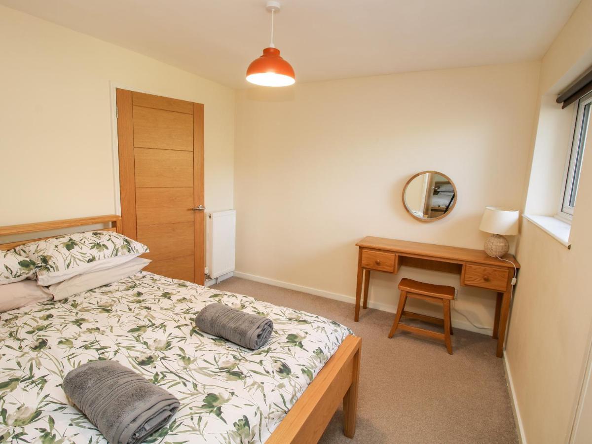 Bicton Lea Villa Acton  Buitenkant foto