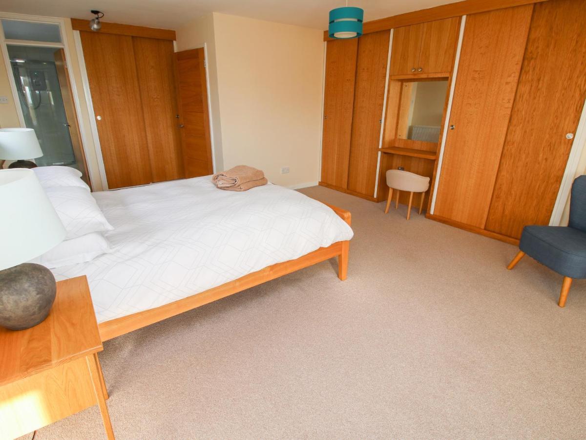 Bicton Lea Villa Acton  Buitenkant foto